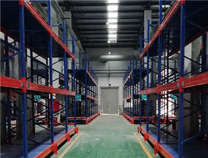 重型層（céng）板貨（huò）架