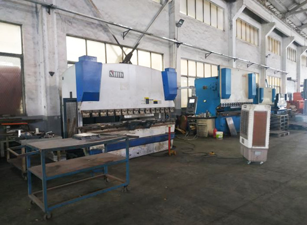 折彎（wān）車間